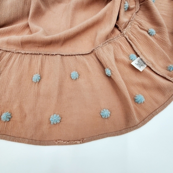 Umgee Floral Embroidered Boho Tunic Top - Picture 9 of 9